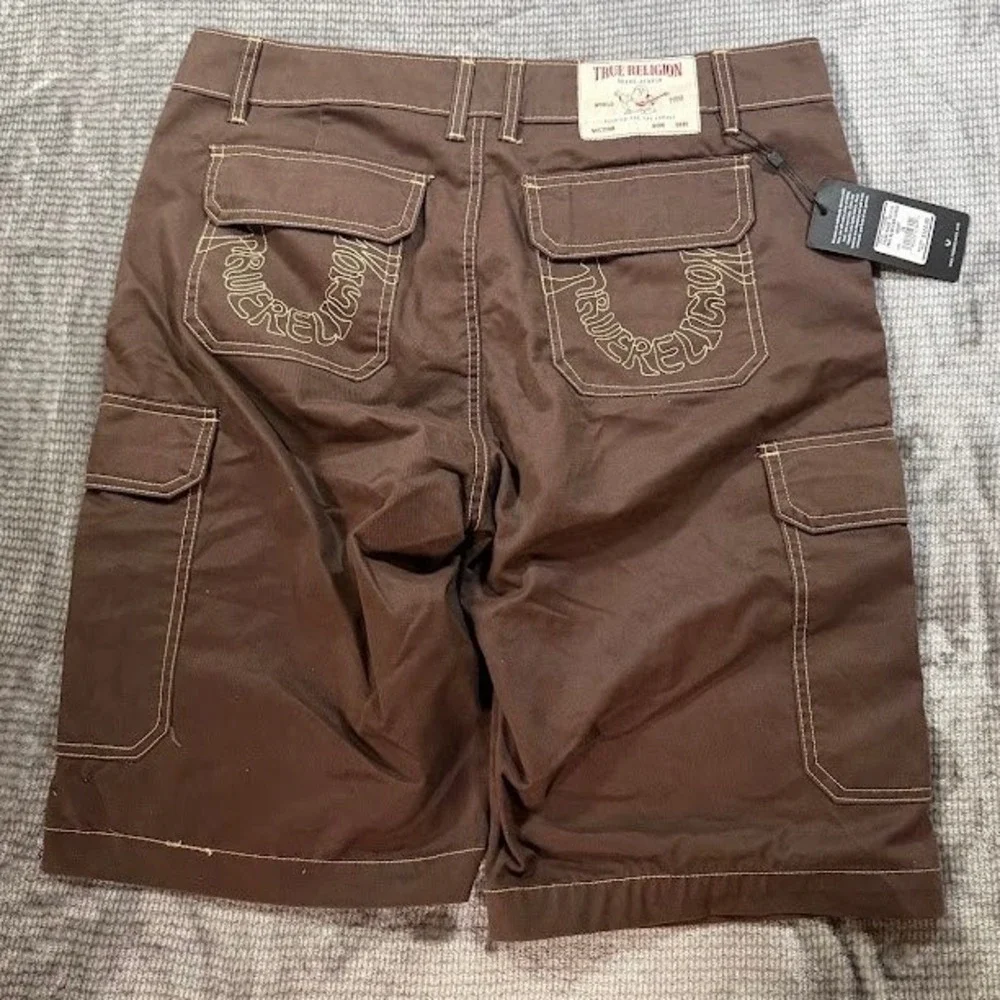 True Religion Mens Cargo Shorts Brown Bracken Contrast Stitch Size 34X11 NWT